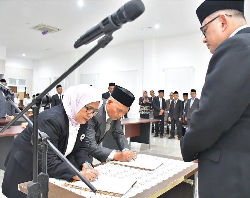 520161090_18296850211217231_744074146563878548_n %post